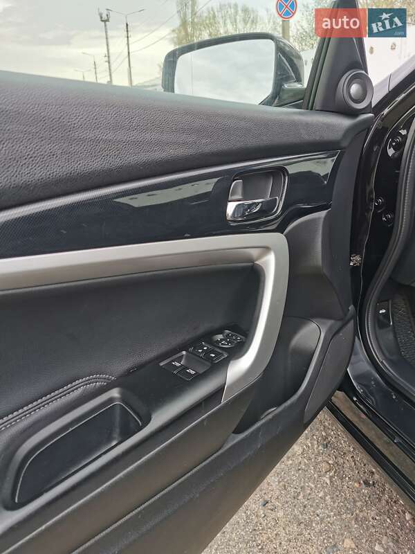 Купе Honda Accord 2013 в Киеве фото 6 Купе Honda Accord 2013 в Киеве