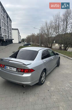 Седан Honda Accord 2005 в 