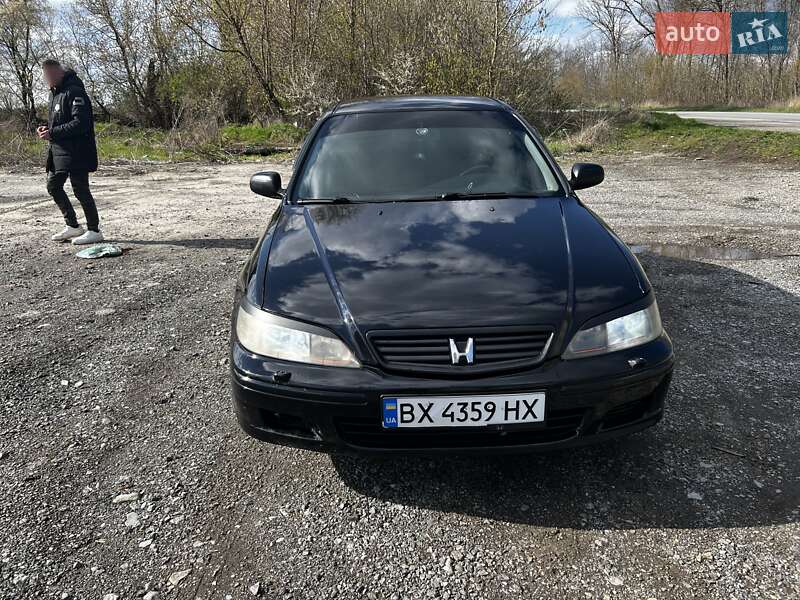 Седан Honda Accord 2000 в Кам'янець-Подільському