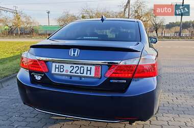 Седан Honda Accord 2014 в 