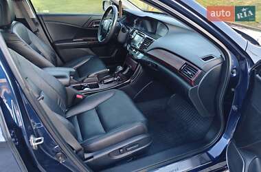 Седан Honda Accord 2014 в 