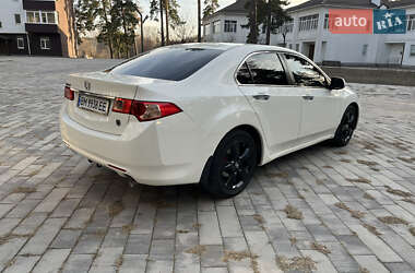 Седан Honda Accord 2011 в 