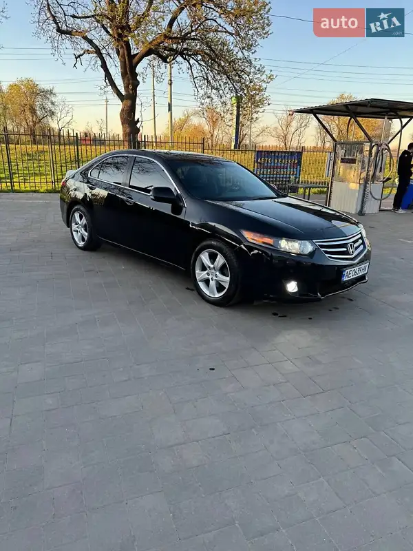 Седан Honda Accord 2010 в 