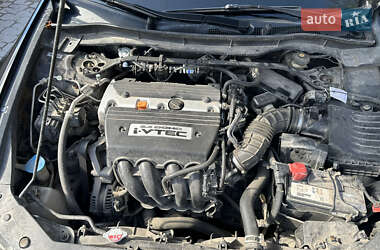 Седан Honda Accord 2010 в 