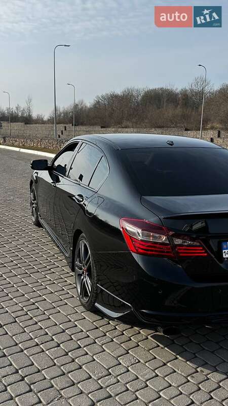 Седан Honda Accord 2017 в Львові
