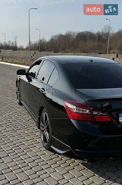 Седан Honda Accord 2017 в 