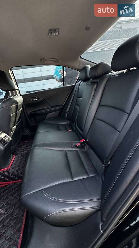 Седан Honda Accord 2017 в Львові