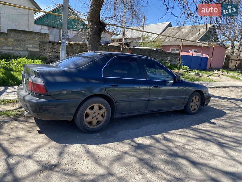 Седан Honda Accord 1997 в Одессе