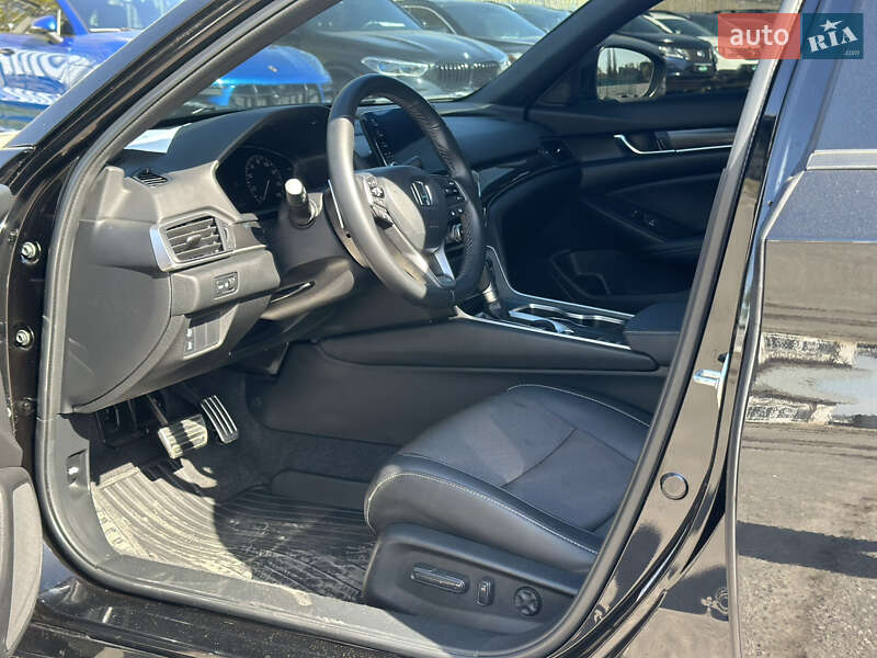 Седан Honda Accord 2022 в Харькове