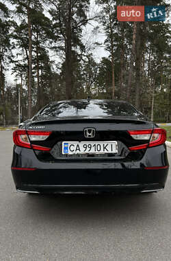 Седан Honda Accord 2018 в 