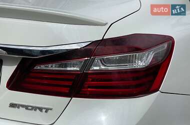 Седан Honda Accord 2017 в 