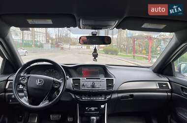 Седан Honda Accord 2017 в 