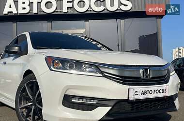 Седан Honda Accord 2016 в 