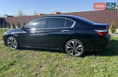 Седан Honda Accord 2017 в 