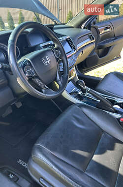 Седан Honda Accord 2017 в 