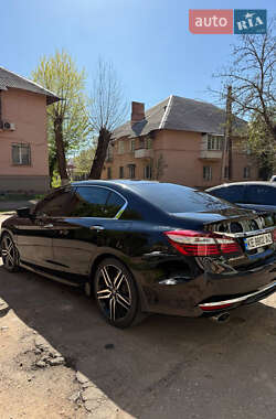 Седан Honda Accord 2017 в 