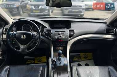 Седан Honda Accord 2010 в 