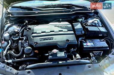 Седан Honda Accord 2004 в 