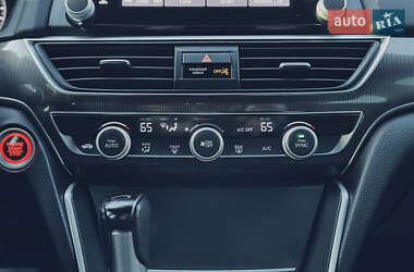 Седан Honda Accord 2018 в 