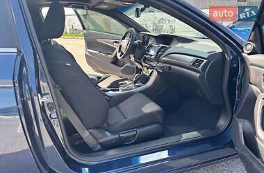 Купе Honda Accord 2016 в 