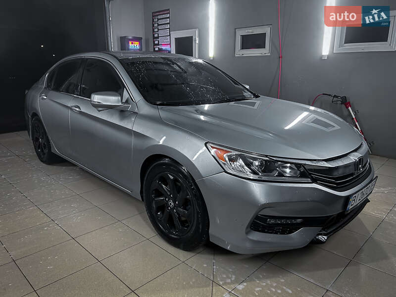 Седан Honda Accord 2016 в 