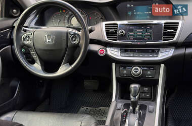 Купе Honda Accord 2015 в 