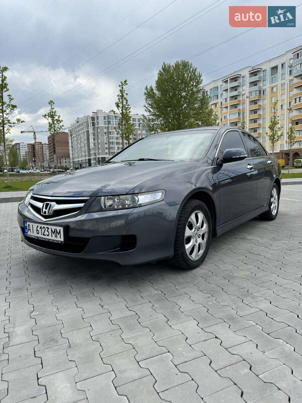 Седан Honda Accord 2006 в Києві