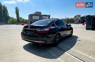Седан Honda Accord 2016 в 