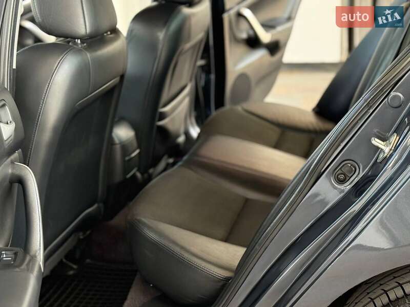 Седан Honda Accord 2004 в Першотравенске