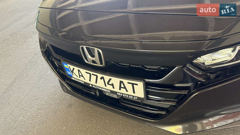 Седан Honda Accord 2018 в Киеве