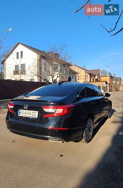 Седан Honda Accord 2018 в 
