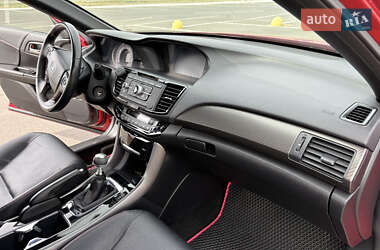 Седан Honda Accord 2016 в 