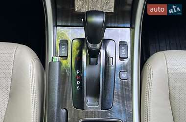 Седан Honda Accord 2013 в 