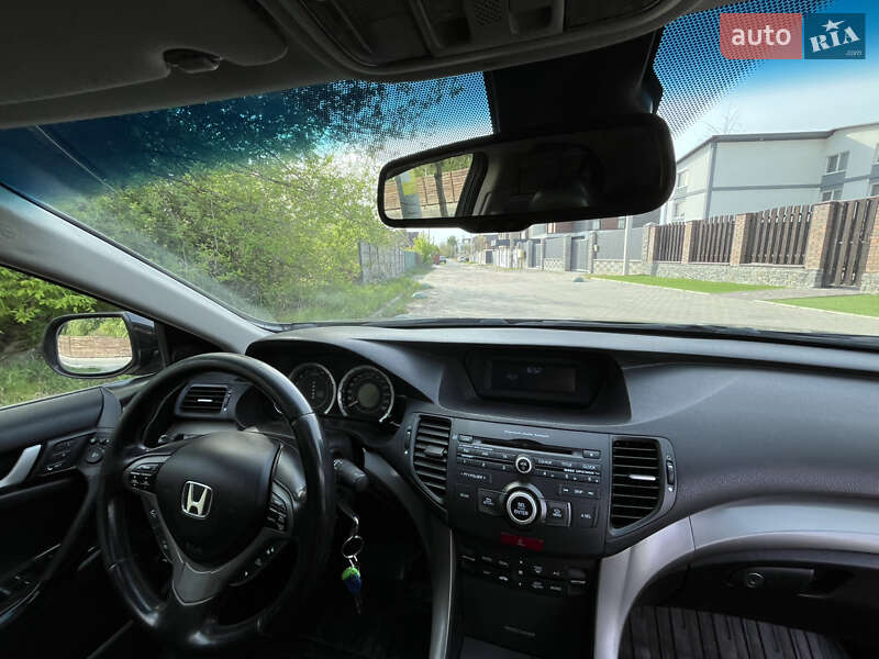 Седан Honda Accord 2008 в Києві