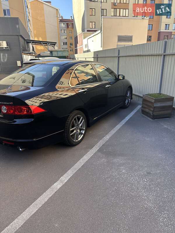 Седан Honda Accord 2006 в 