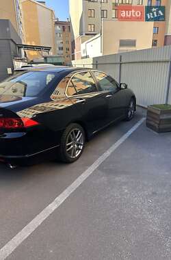 Седан Honda Accord 2006 в 