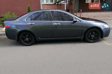 Седан Honda Accord 2003 в 