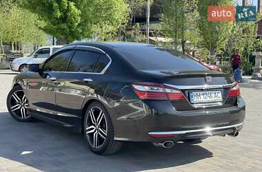 Седан Honda Accord 2017 в 