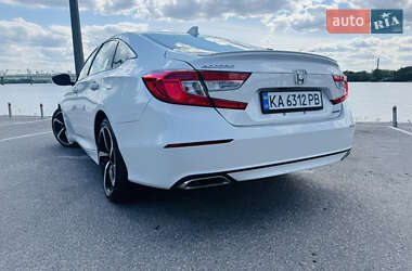 Седан Honda Accord 2018 в 