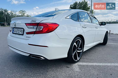 Седан Honda Accord 2018 в 