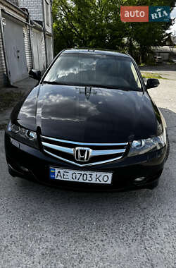 Седан Honda Accord 2006 в Днепре