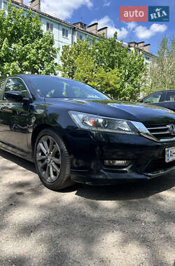 Седан Honda Accord 2015 в Запорожье