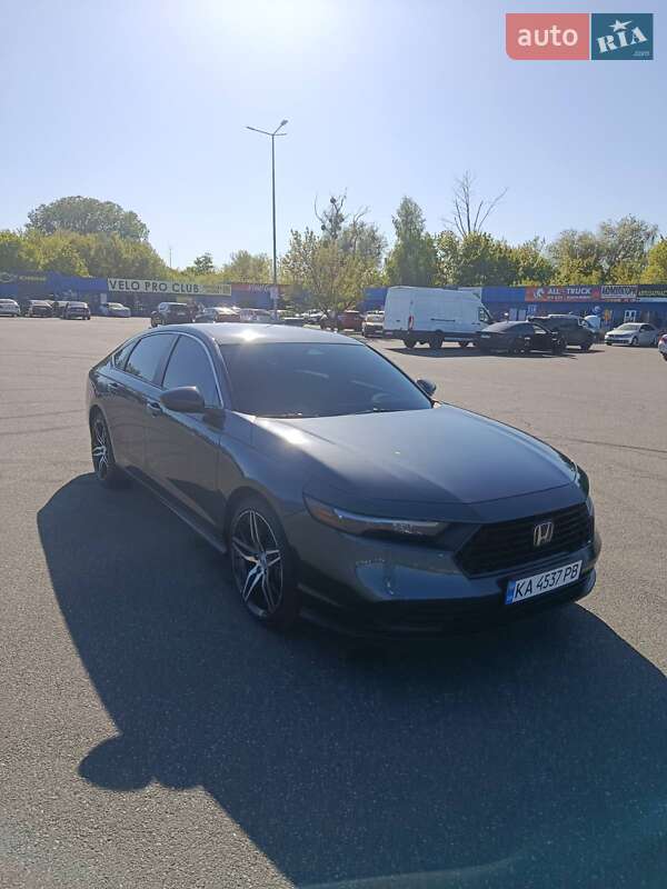 Седан Honda Accord 2023 в Києві