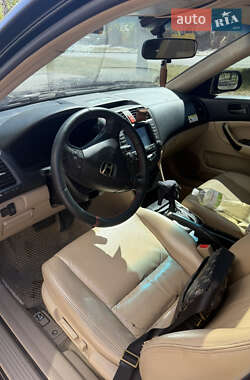 Седан Honda Accord 2005 в 
