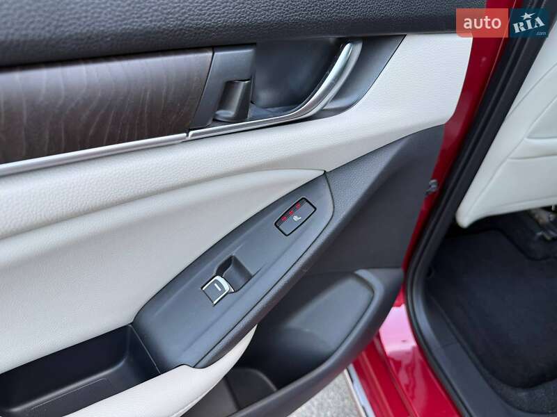 Седан Honda Accord 2017 в Харькове