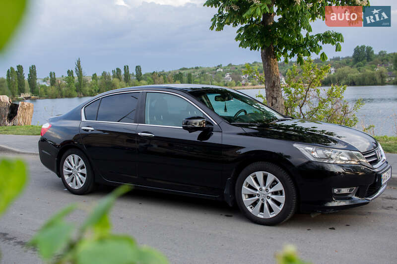 Седан Honda Accord 2013 в Василькові