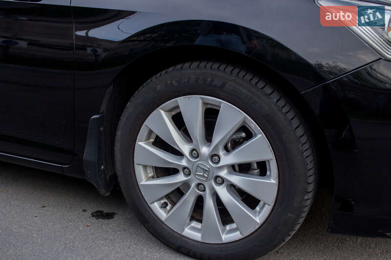 Седан Honda Accord 2013 в Василькові