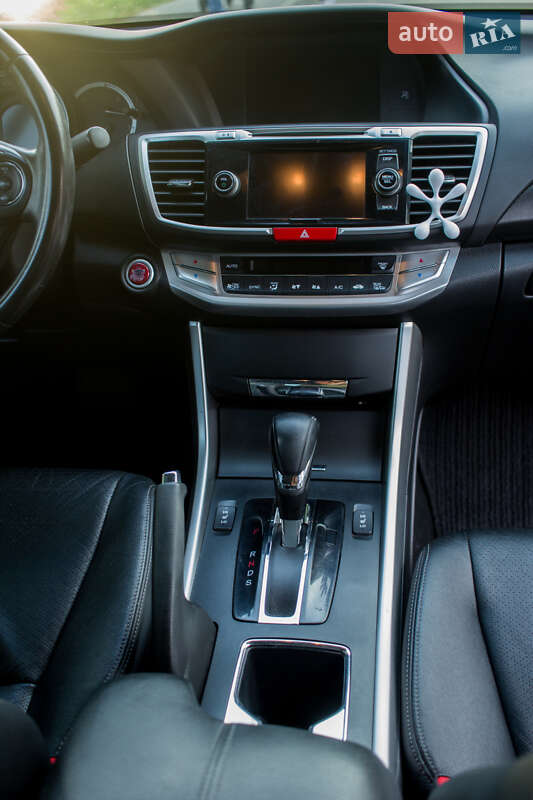 Седан Honda Accord 2013 в Василькові