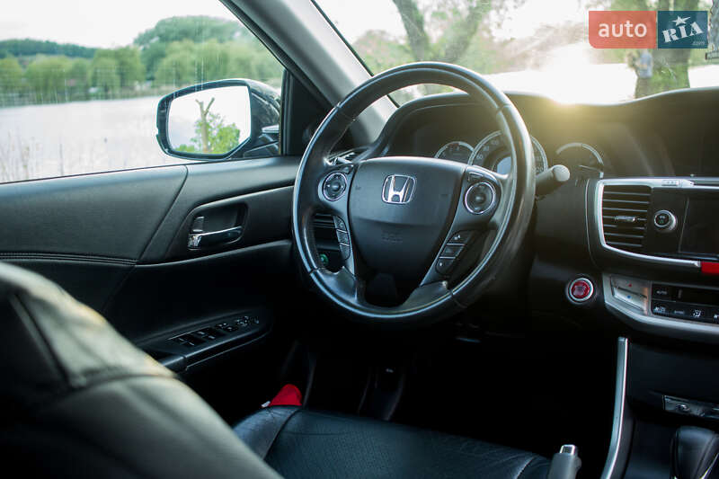 Седан Honda Accord 2013 в Василькові
