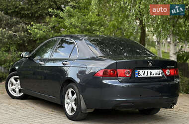 Седан Honda Accord 2005 в 